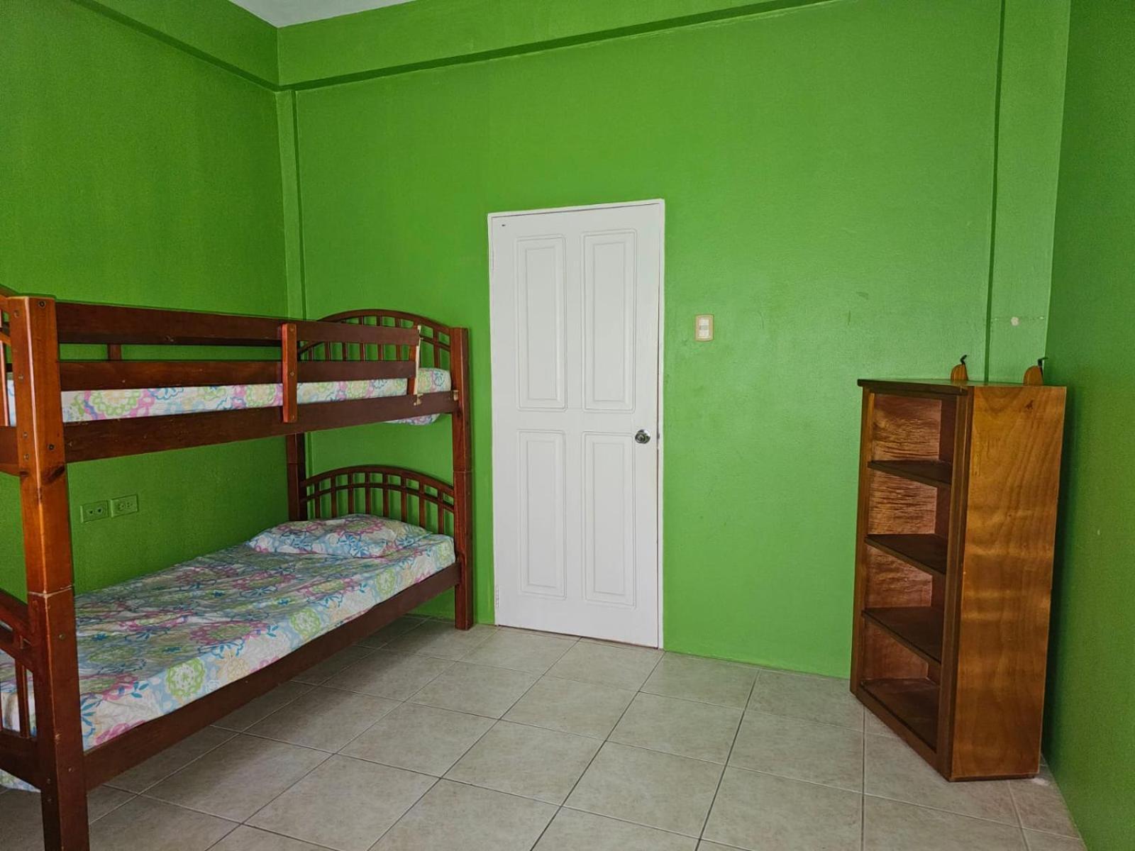 Fish Tobago Guesthouse Or Joy And Brandon Guesthouse Buccoo 部屋 写真
